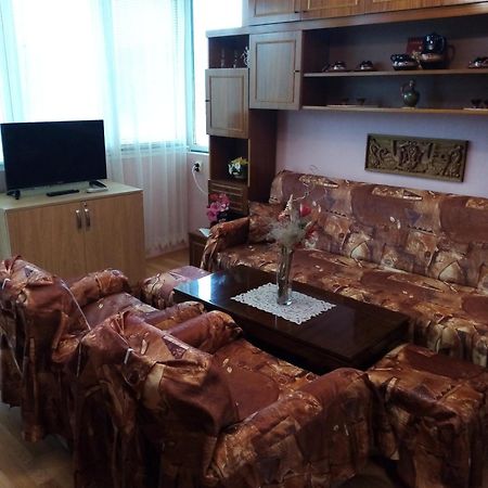 Апартамент Панорамна Гледка Trjavna Buitenkant foto