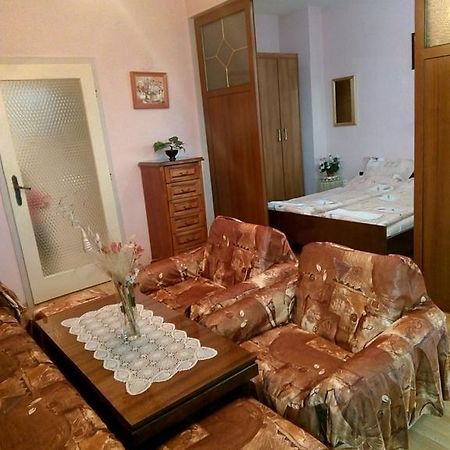 Апартамент Панорамна Гледка Trjavna Buitenkant foto